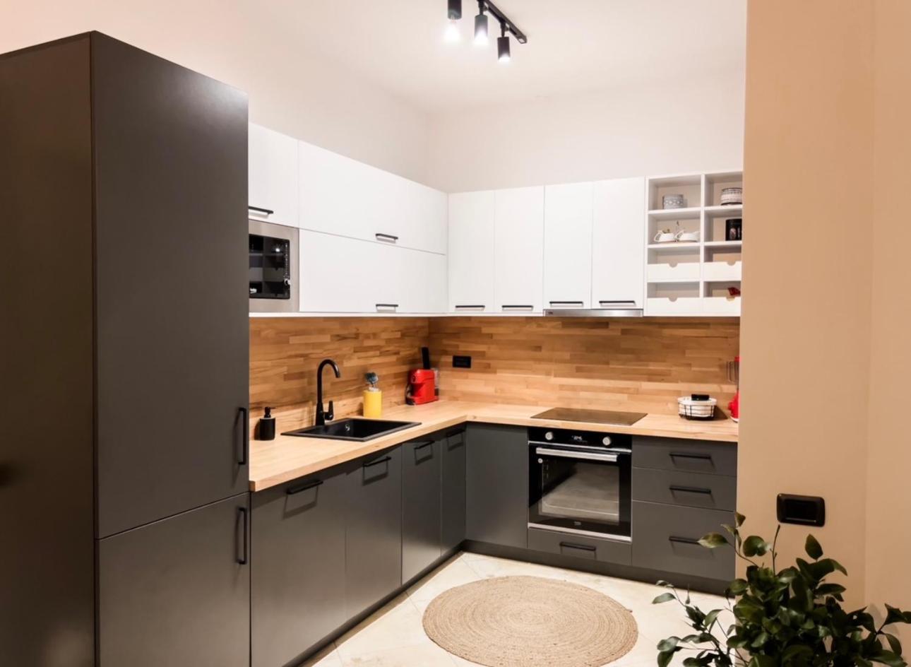 Marlis' Home Golem  Kültér fotó